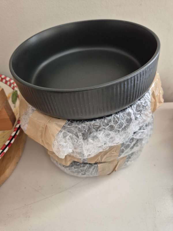 Kitchen Crockery