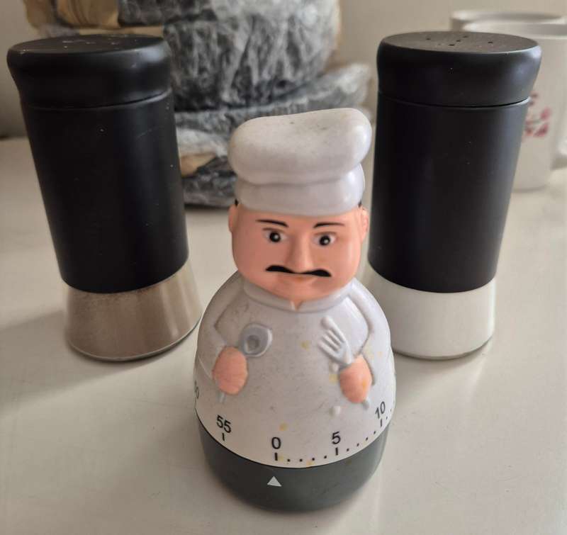 Kitchen Crockery