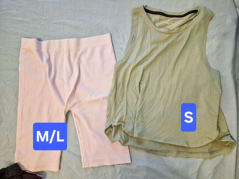 Women's Workout Wear (x8)