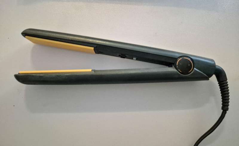 GHD HAIR IRON