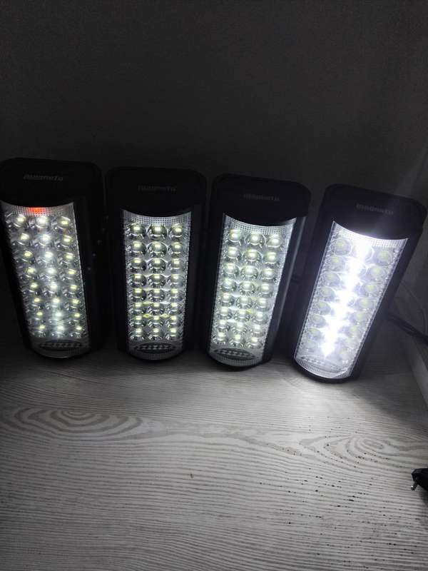 Magneto Rechargeable Lights (X4)