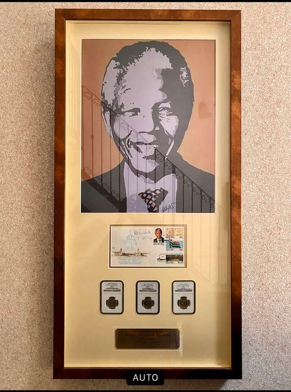 Original NELSON MANDELA Signature (Framed)