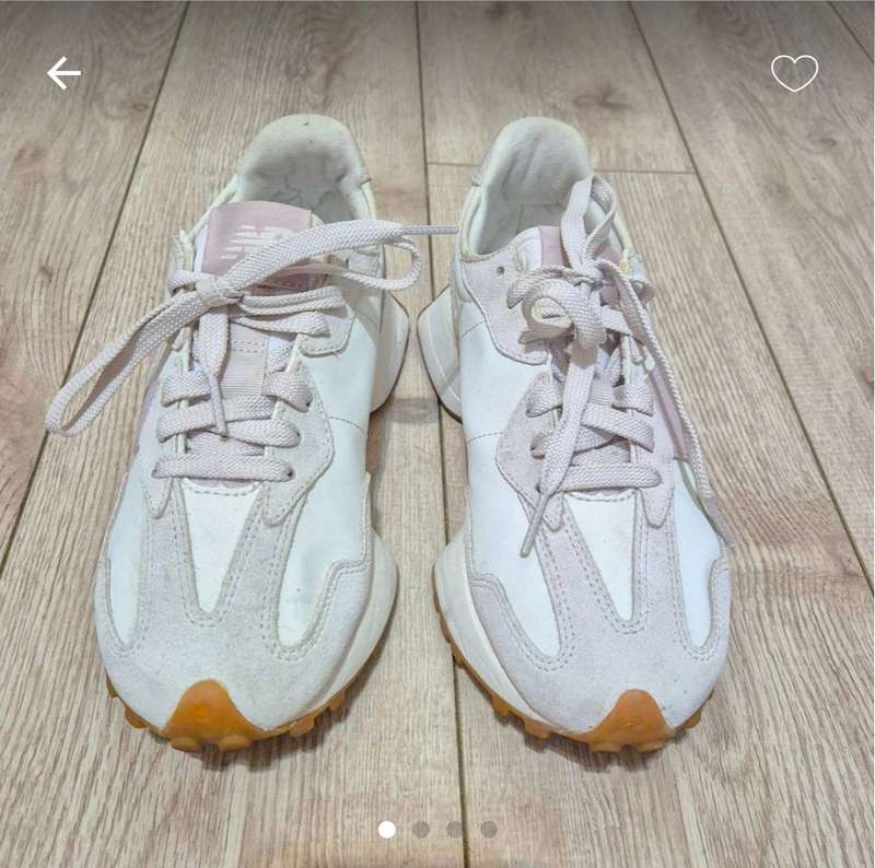 Ladies New Balance Sneakers