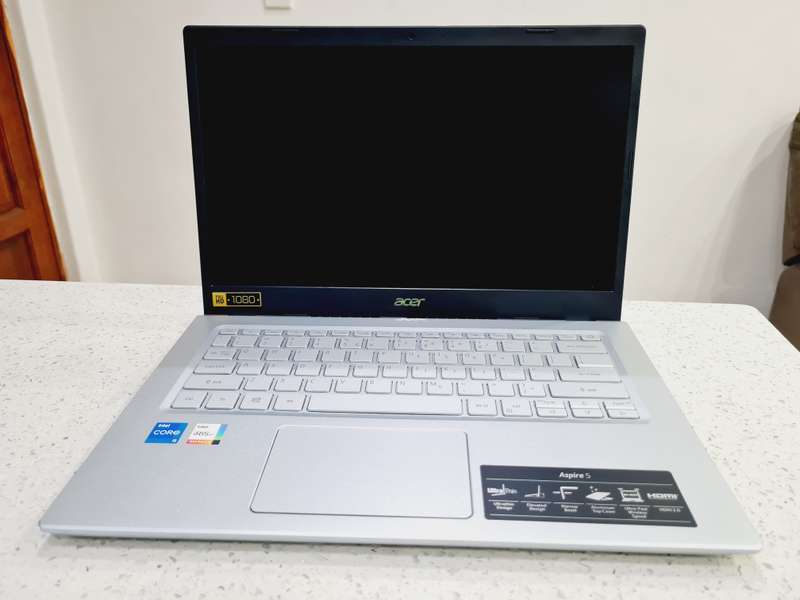 Acer Aspire 5 - i5 11th + 8gb + 256gb