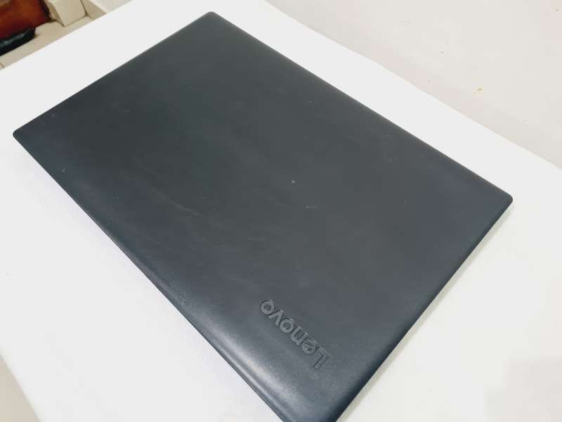 Lenovo Ideapad 130 - i5 8th gen - 8gb - 256gb