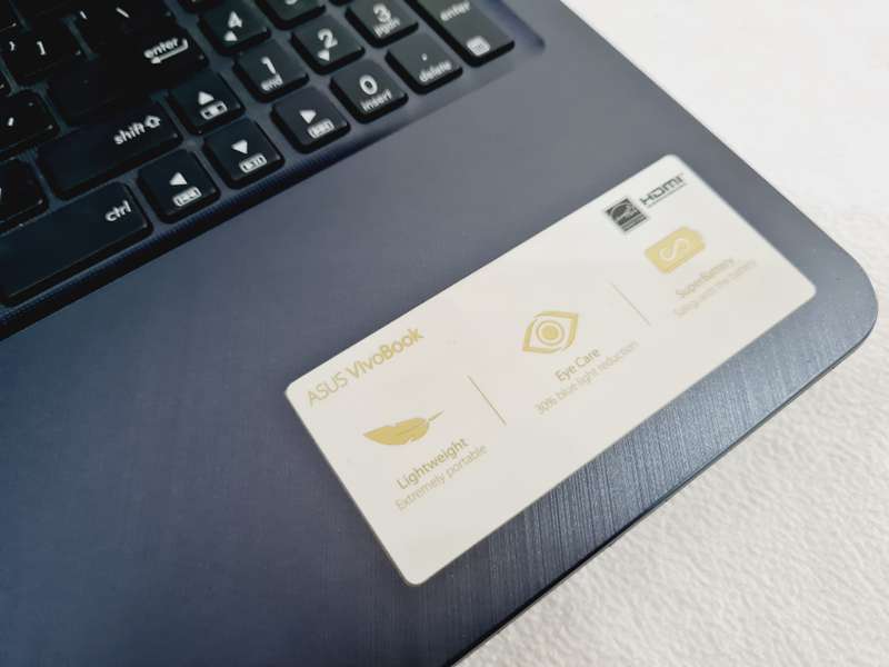2021 Asus Vivobook - Core i5 - 8gb - 256gb ssd