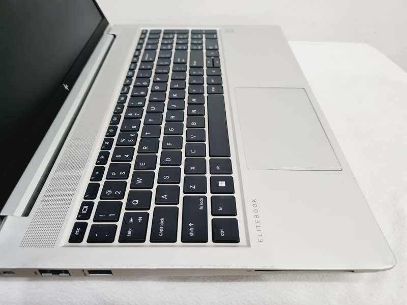2023 HP Elitebook - Ryzen 5 - 16gb - 512gb - 1080p