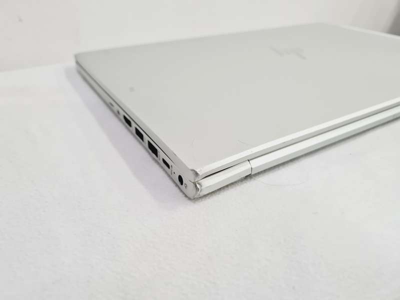 2023 HP Elitebook - Ryzen 5 - 16gb - 512gb - 1080p