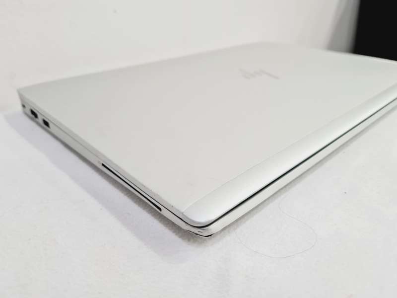 2023 HP Elitebook - Ryzen 5 - 16gb - 512gb - 1080p