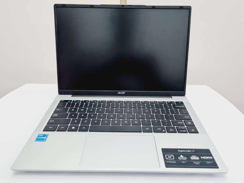 2024 Acer Aspire Lite 14 - i3 13th gen - 8gb - 512gb
