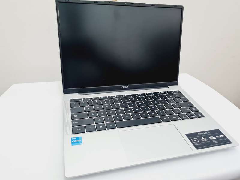 2024 Acer Aspire Lite 14 - i3 13th gen - 8gb - 512gb