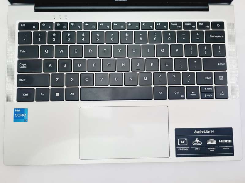 2024 Acer Aspire Lite 14 - i3 13th gen - 8gb - 512gb