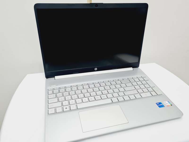 HP i7 11th gen - 8gb - 512gb ssd