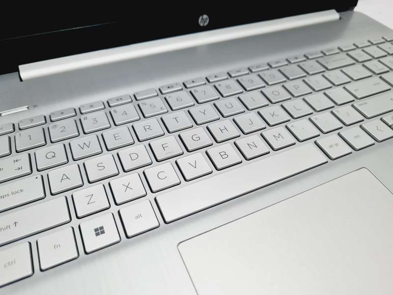 HP i7 11th gen - 8gb - 512gb ssd