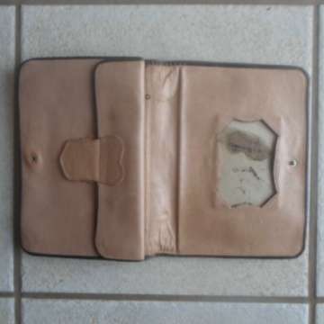 Second World War Egiption And Italian Victory Photo's And Egiptian Leather Made Mans Purse