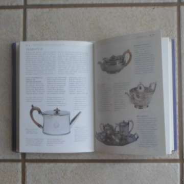 Book - Collection Silver  - The Facts At Your Fingertips