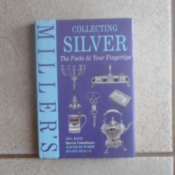 Book - Collection Silver  - The Facts At Your Fingertips