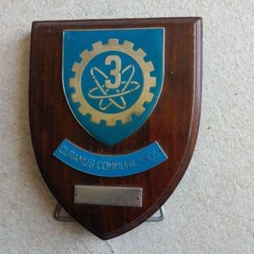 3 Electronics Signal Workshop Plaque