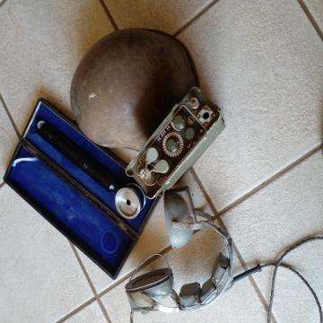 Border War Period - SADF Radio And Other Items - See Discription