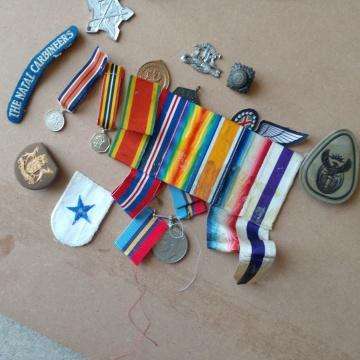 Medals Badges Ribbons - Seliing As A lot