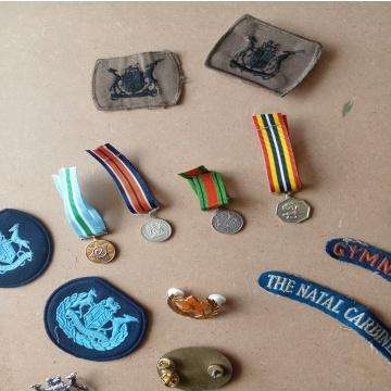 Medals And Badges - Selling As A lot