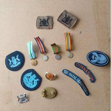 Medals And Badges - Selling As A lot