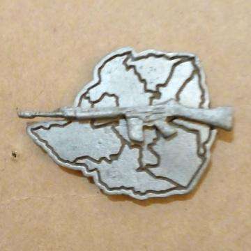 Rhodesia Badge With Fn Rifle - Pins Intact