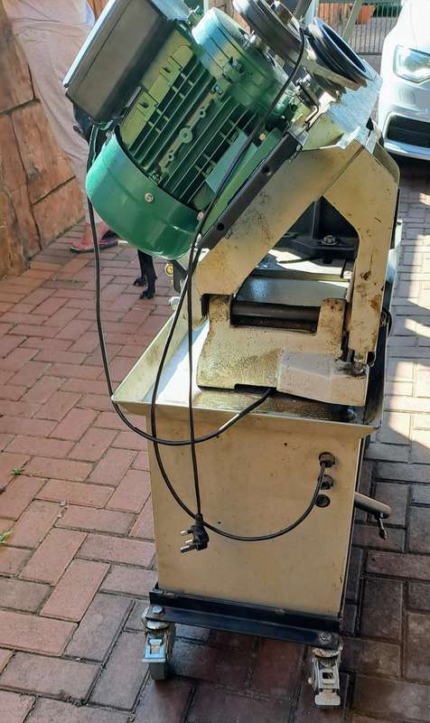 Used Horizontal Band Saw for sale.