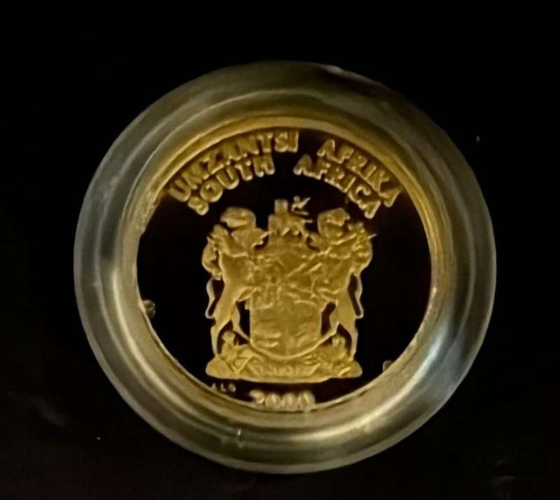 Gold R1 Proof 1/10 oz - Xhosa Nation Coat of Arms Combination Set - Limited mintage 258