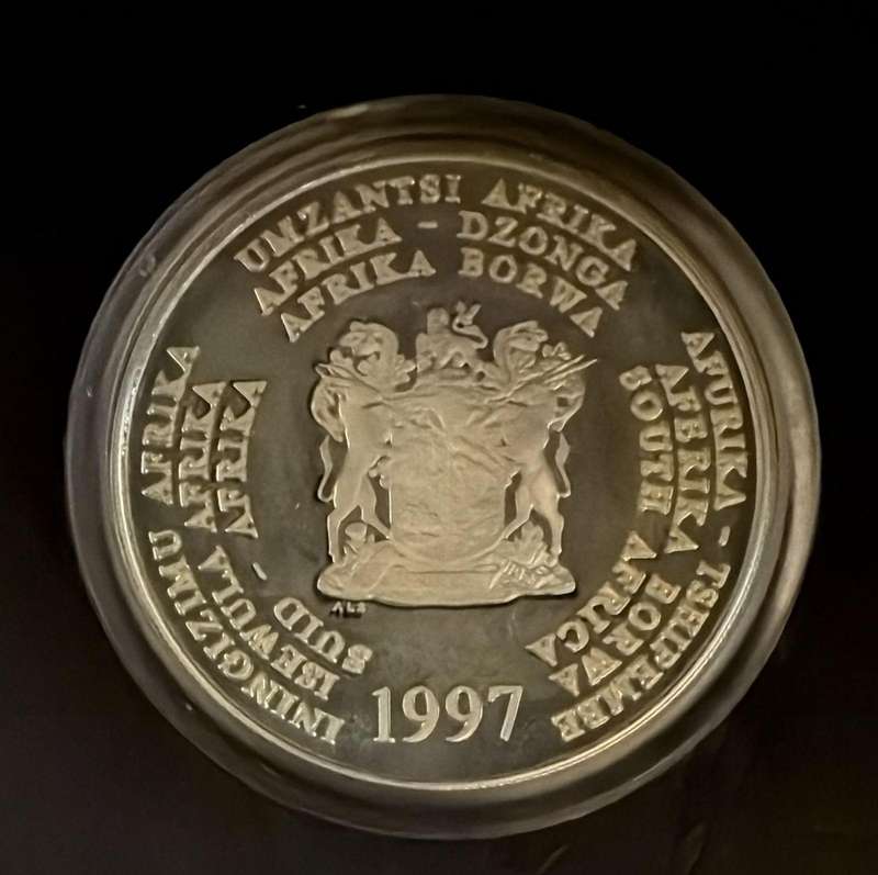 SILVER 1 OUNCE - Silver Proof R2 Seahorse - Mintage 3000