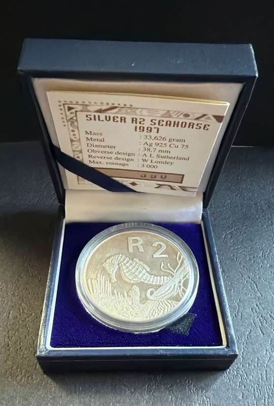 SILVER 1 OUNCE - Silver Proof R2 Seahorse - Mintage 3000 - includes COA
