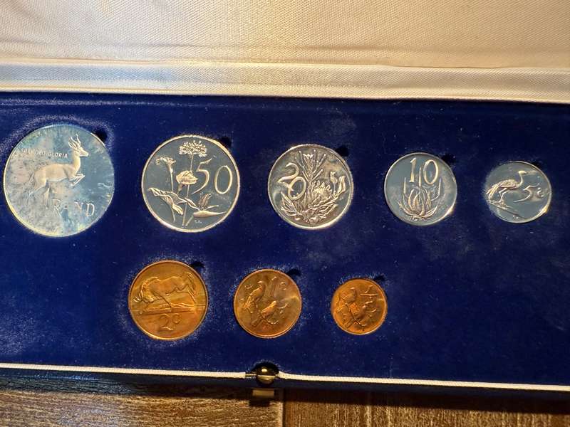 1982 Short proof set- as per pictures