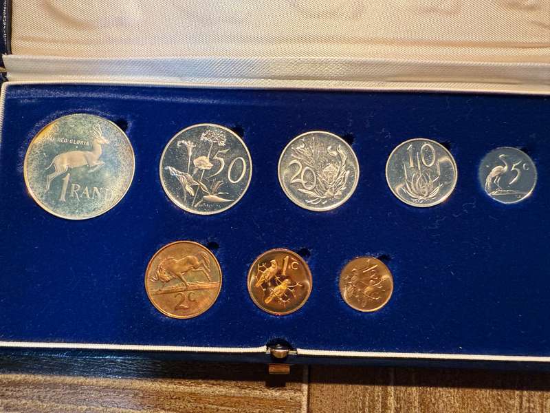 1983 Short proof set- as per pictures
