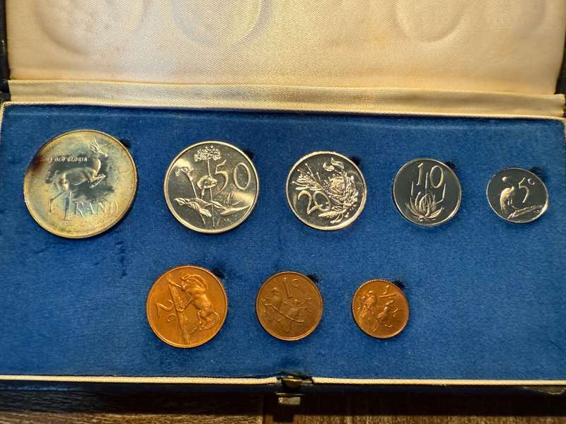 1977 Short proof set- as per pictures