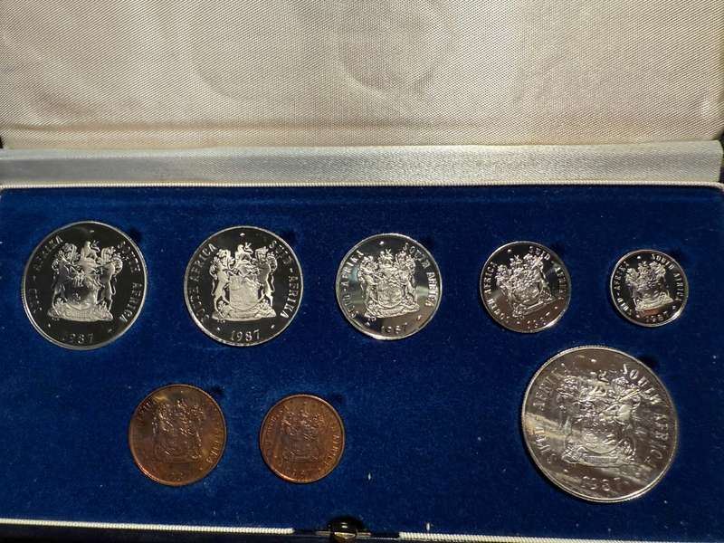 1987 Short proof set- as per pictures