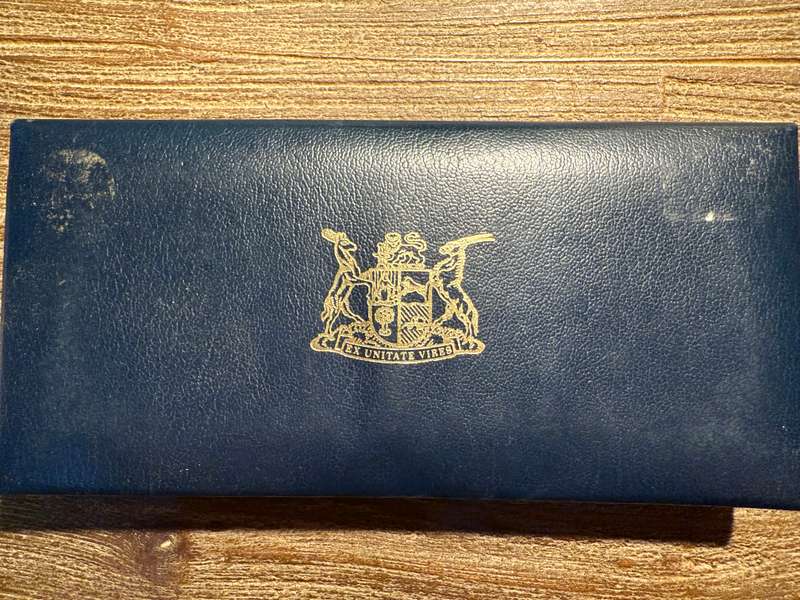 1987 Short proof set- as per pictures