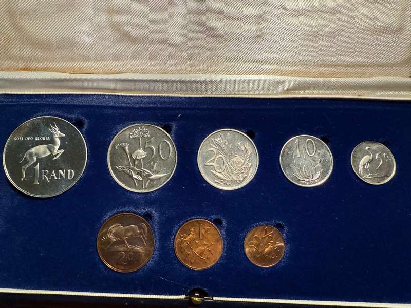 1983 Short proof set- as per pictures