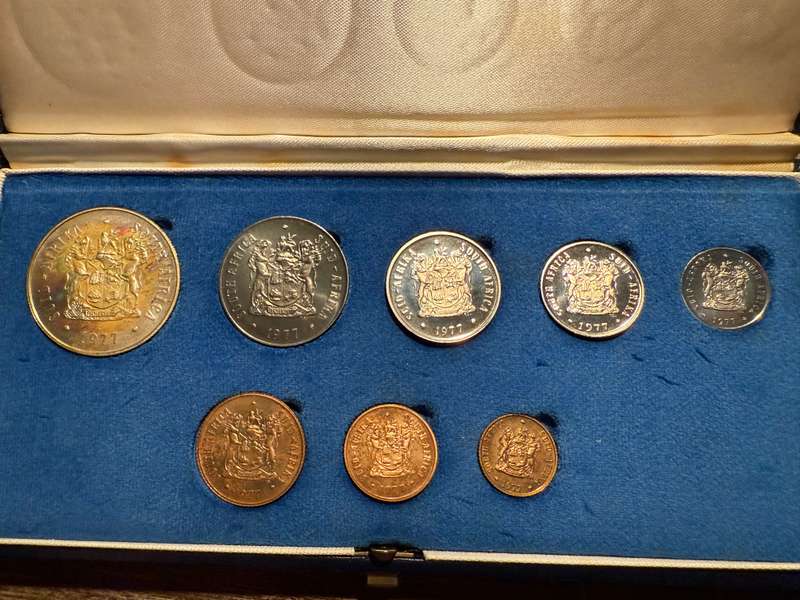 1977 Short proof set- as per pictures
