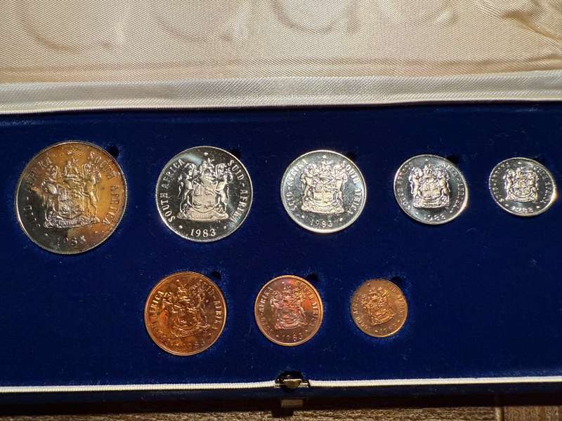 1983 Short proof set- as per pictures