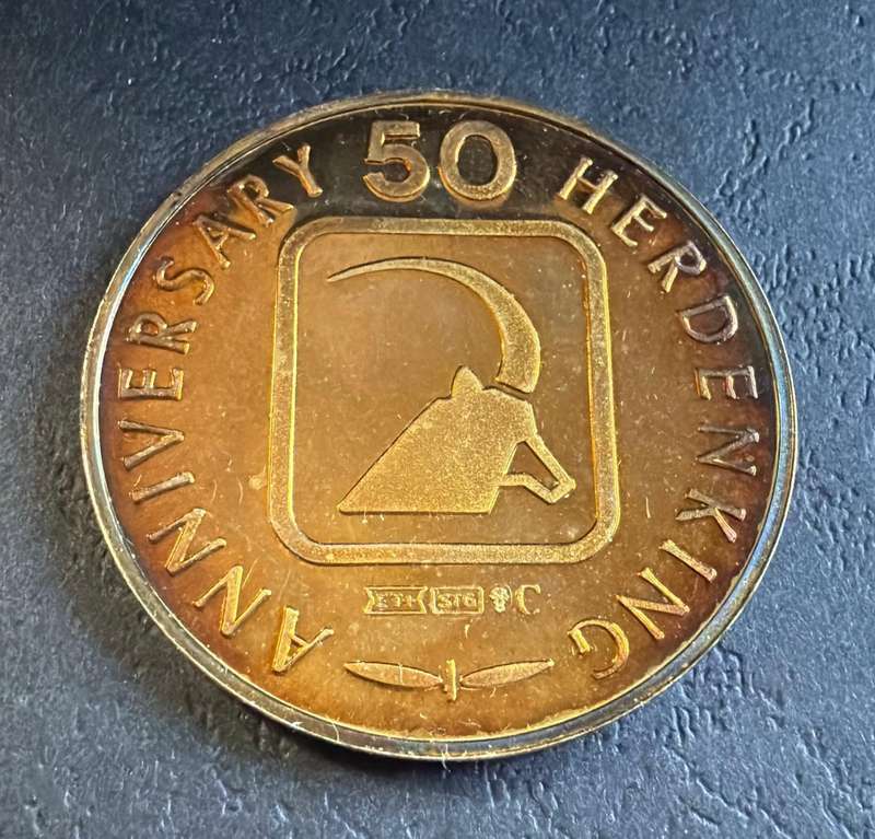 Gold Plated 1 OUNCE Silver Medallion 37 grams - SECRETARY BIRD -SA Wildlife Society 50th Anniversary