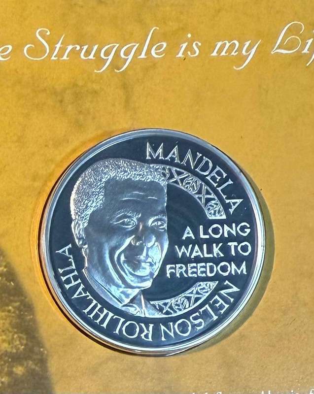 2001 Mandela Commemorative Medal - Nobel Peace Prize Laureate *** Silver 0.925 - 1 troy ounce