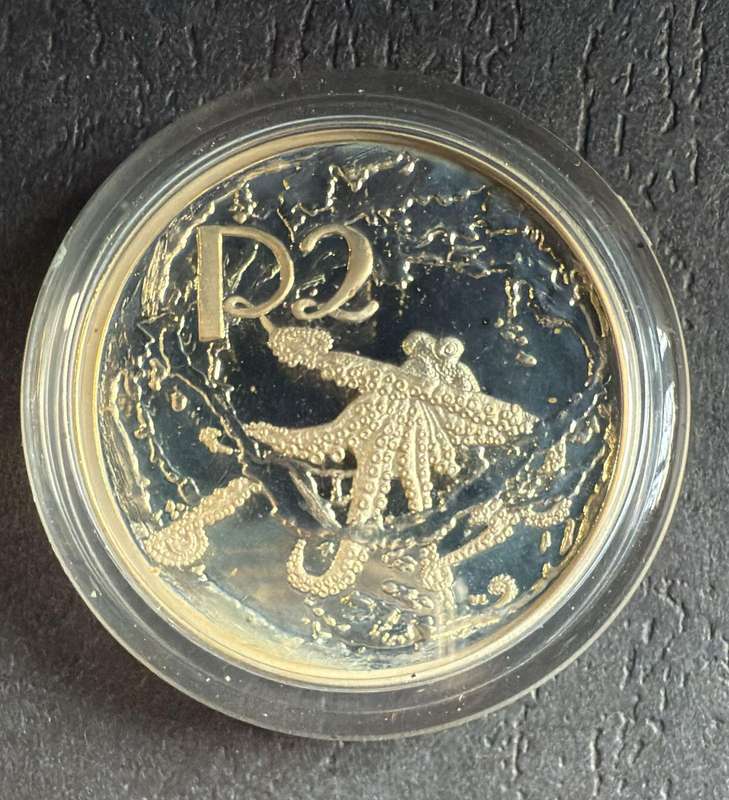 SILVER 1 OUNCE - Silver Proof R2 - The Common Octopus - Mintage 3344 - includes COA