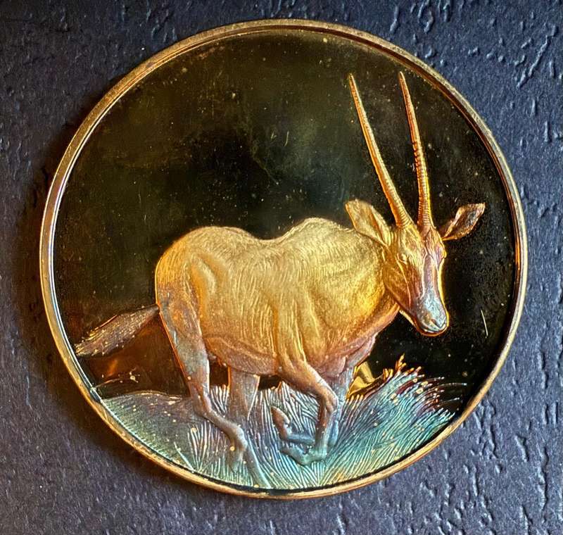 Gold Plated 1 OUNCE Silver Medallion 37 grams - ORYX - SA Wildlife Society 50th Anniversary