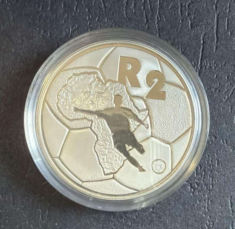 S ILVER 1 OUNCE - 1996 Silver Proof R2 Bafana Bafana Cup- Mintage 2690 -with COA in original SAM box