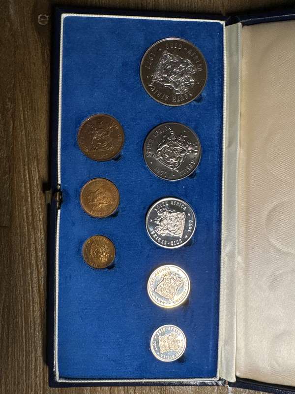 1977 Short proof set- as per pictures