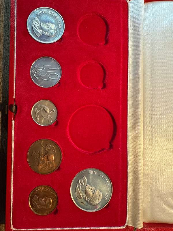 1968 Long proof set - no gold or silver R1 - as per pictures