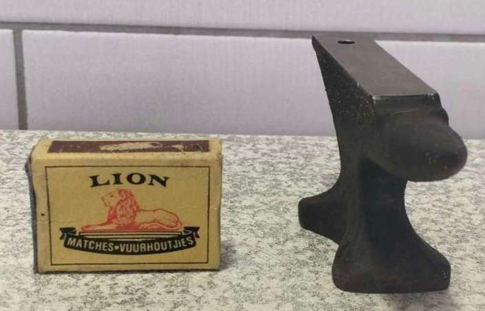 Anvil Miniature cast iron