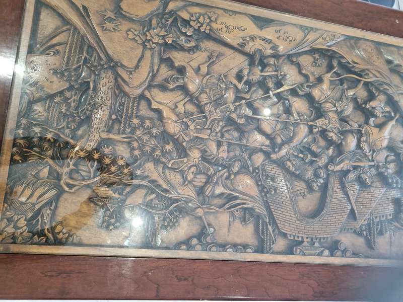 Carved Chinese wooden desk, from the 1920s/1930s. "Chinese export ware", With Guan Gong scene on top