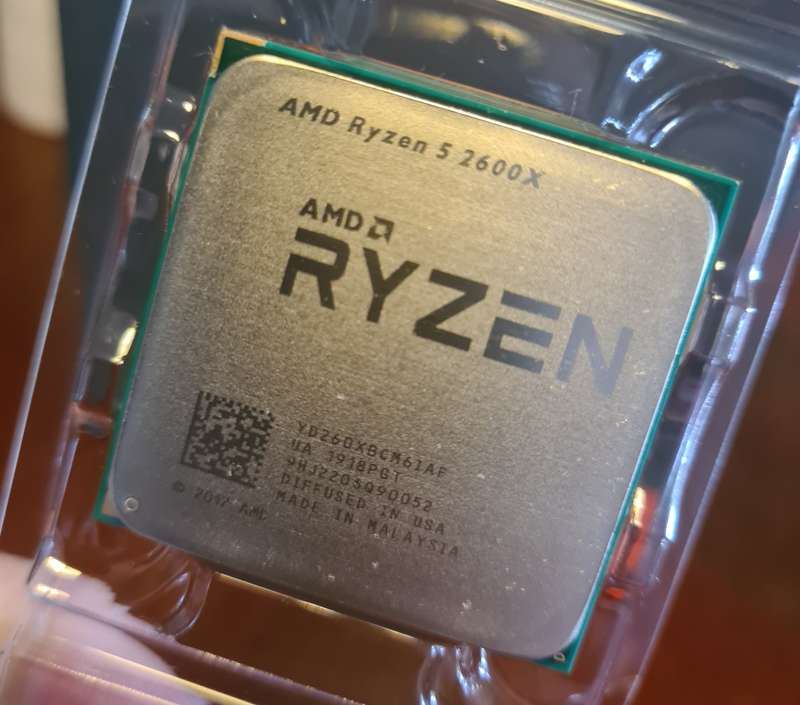 Montech Air 100 (Case Only) & Ryzen 5 2600x CPU