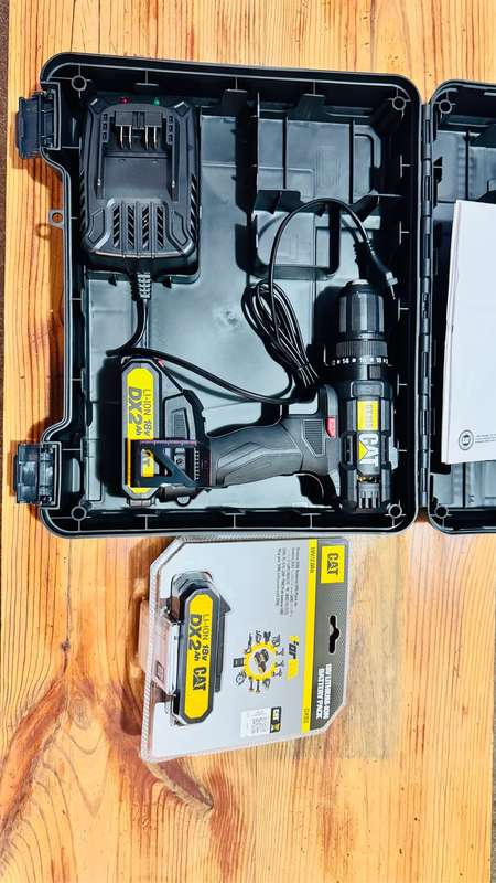 Cat DX155 Cordless Hammer Drill 18V with 2 Batteries